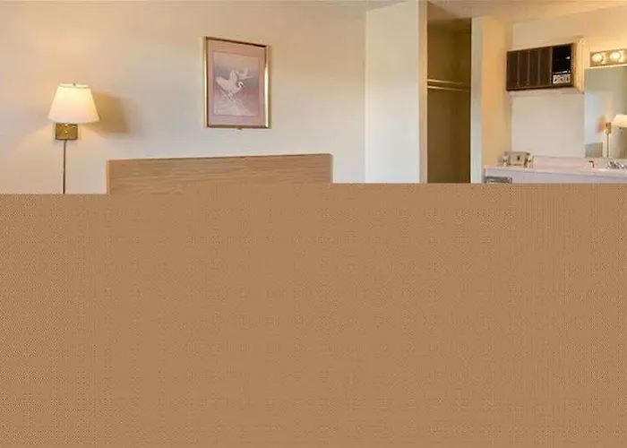 Peoria Inn
